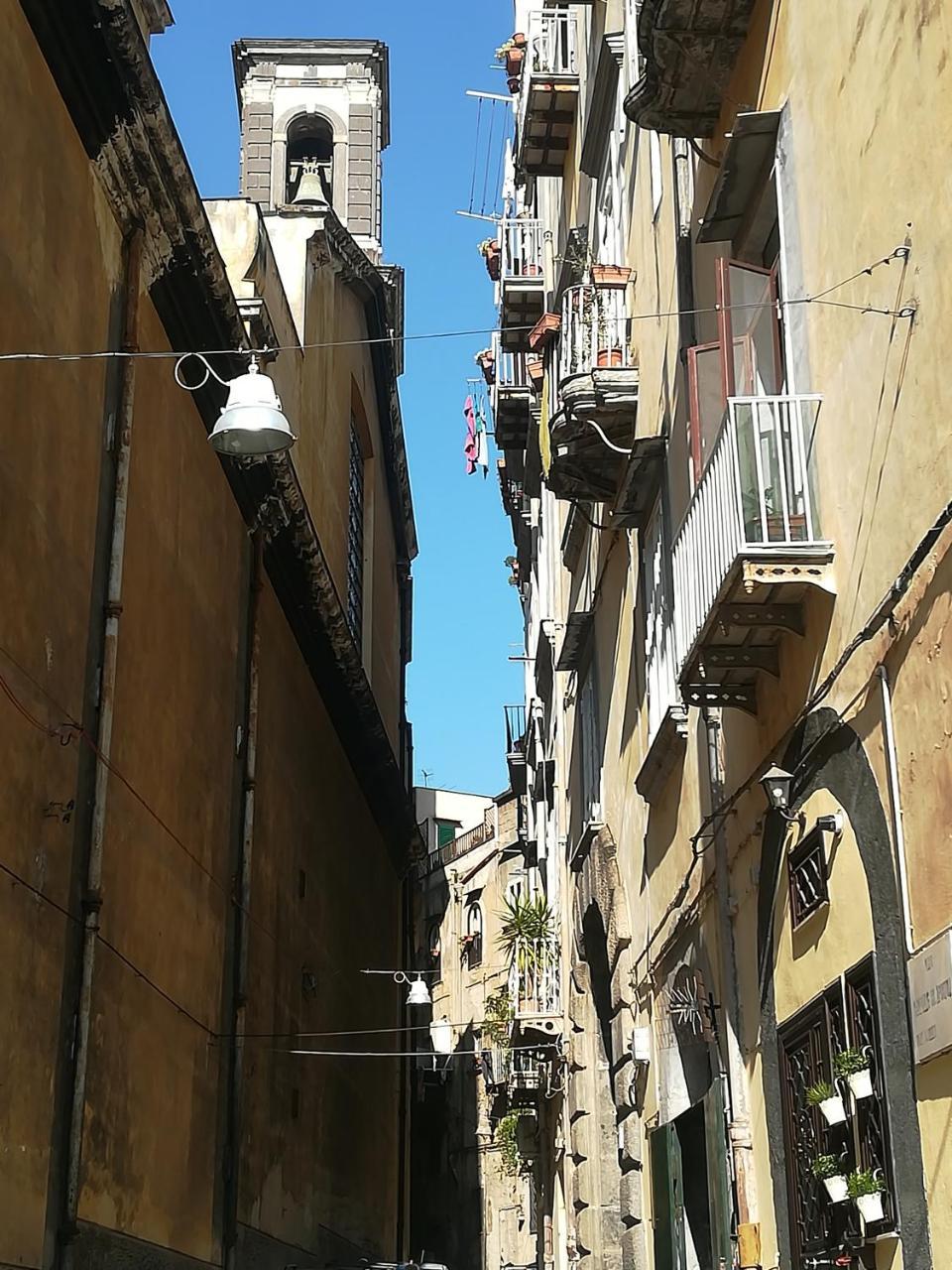 شقة Napoesia Duomo House نابولي المظهر الخارجي الصورة
